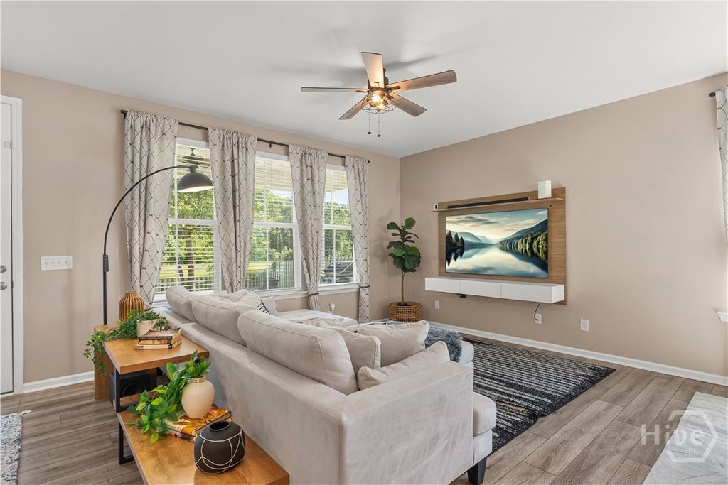 Image 25 of property listing at 256 Excel Drive, Richmond Hill, GA 31324