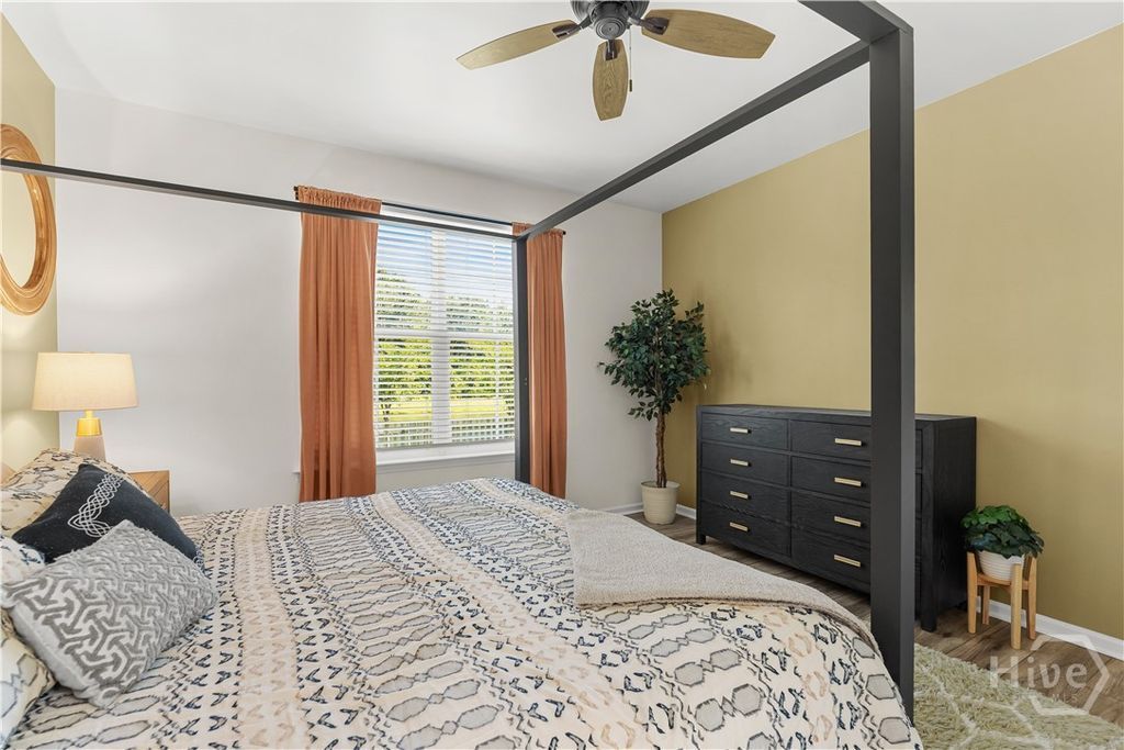 Image 31 of property listing at 256 Excel Drive, Richmond Hill, GA 31324