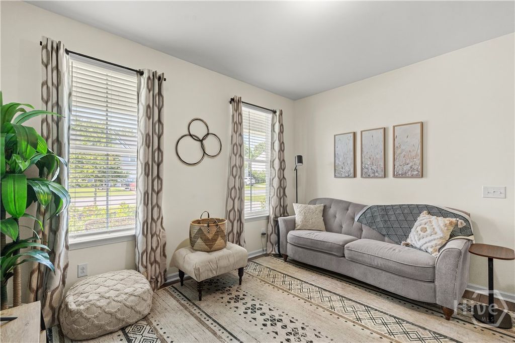 Image 6 of property listing at 256 Excel Drive, Richmond Hill, GA 31324