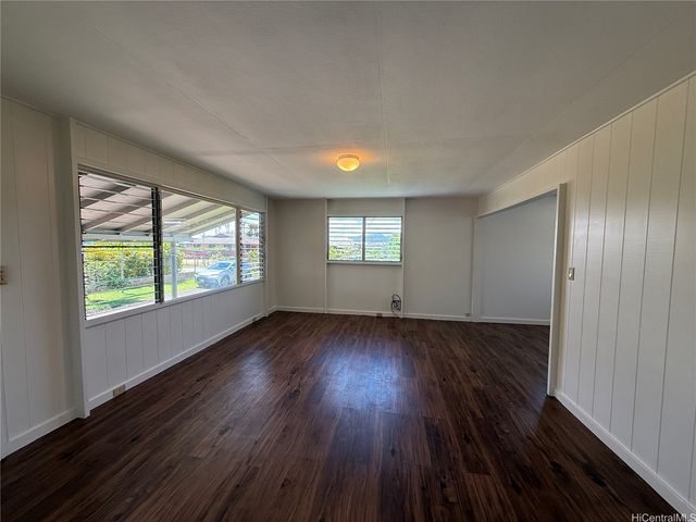 1221 Ihiihi Avenue, Wahiawa, HI 96786