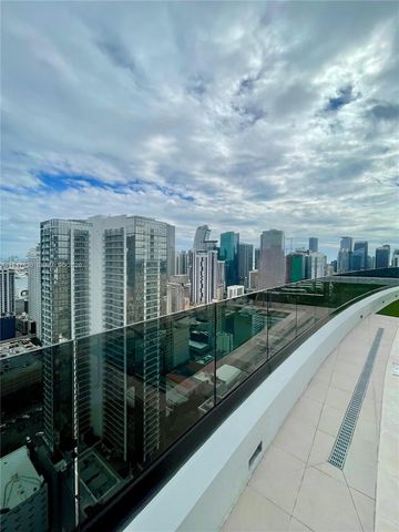 225 N Miami 3106, Miami, FL 33128