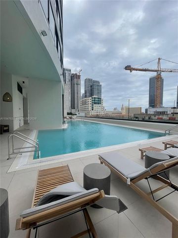 225 N Miami 3106, Miami, FL 33128