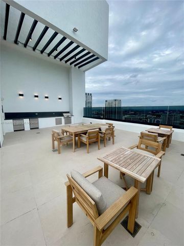 225 N Miami 3106, Miami, FL 33128