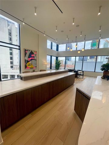 225 N Miami 3106, Miami, FL 33128