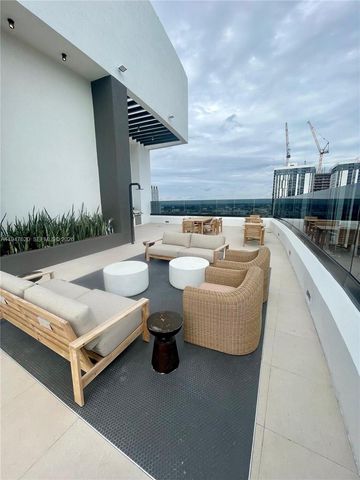 225 N Miami 3106, Miami, FL 33128