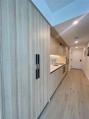 225 N Miami 3106, Miami, FL 33128