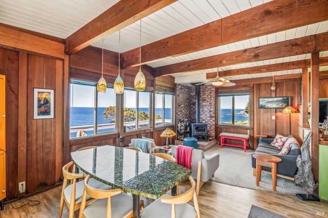 1440 Navarro Bluff Rd, Albion, CA 95410