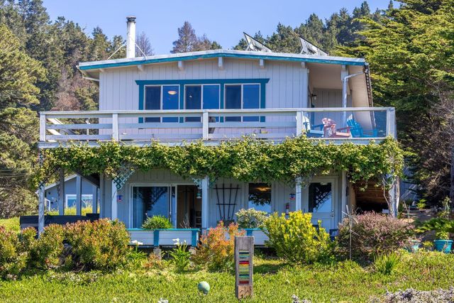 1440 Navarro Bluff Rd, Albion, CA 95410