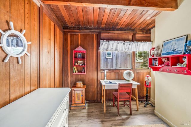 1440 Navarro Bluff Rd, Albion, CA 95410