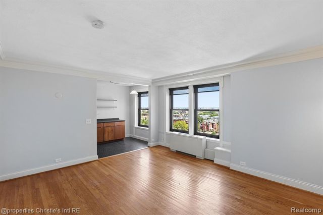 15 E Kirby Street 1223, Detroit, MI 48202