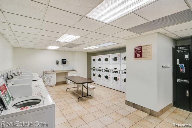 15 E Kirby Street 1223, Detroit, MI 48202
