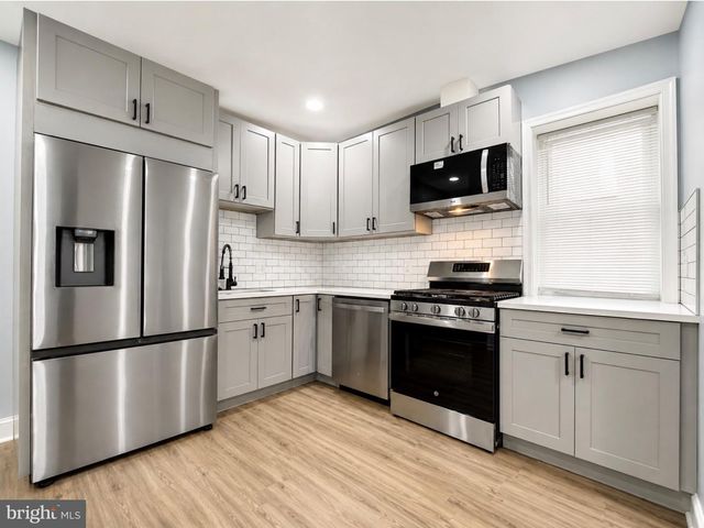 1819 W 6TH ST, Chester, PA 19013