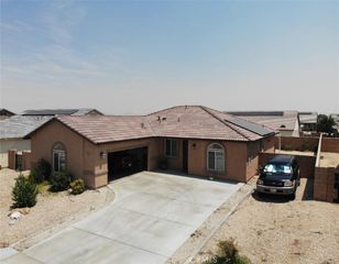 13229 Plaza Laredo Way, Victorville, CA 92395