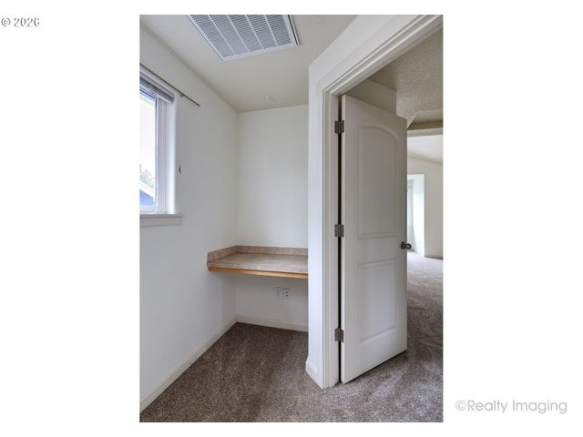 9350 N HODGE Ave, Portland, OR 97203