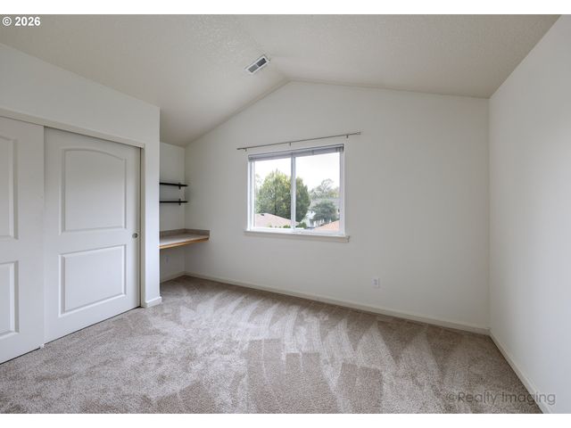 9350 N HODGE Ave, Portland, OR 97203