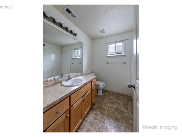 9350 N HODGE Ave, Portland, OR 97203