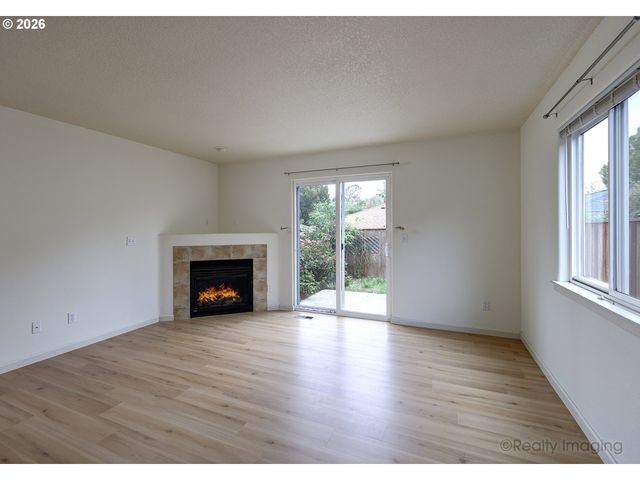 9350 N HODGE Ave, Portland, OR 97203
