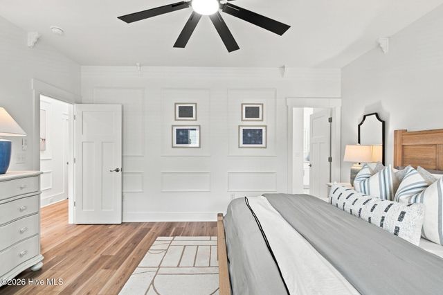 9112 E Lake Road, Calabash, NC 28467