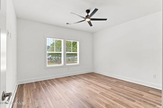9112 E Lake Road, Calabash, NC 28467