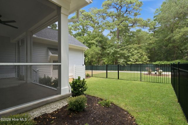 9112 E Lake Road, Calabash, NC 28467