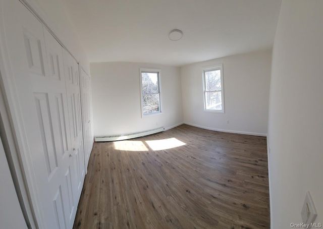 83 Kraemer Street 3, Hicksville, NY 11801