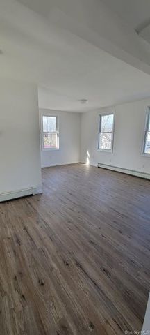 83 Kraemer Street 3, Hicksville, NY 11801