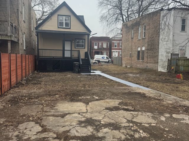 6418 S May Street, Chicago, IL 60621