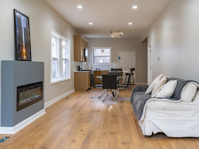 6418 S May Street, Chicago, IL 60621