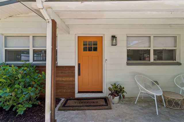 3320 W IOWA AVENUE, Tampa, FL 33611