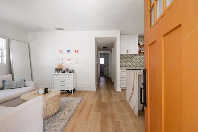 3320 W IOWA AVENUE, Tampa, FL 33611