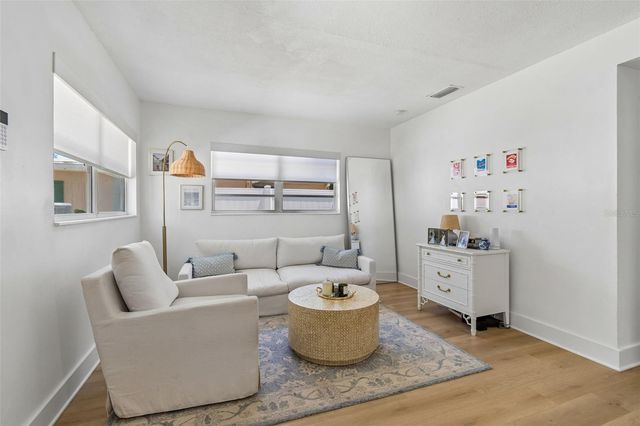 3320 W IOWA AVENUE, Tampa, FL 33611