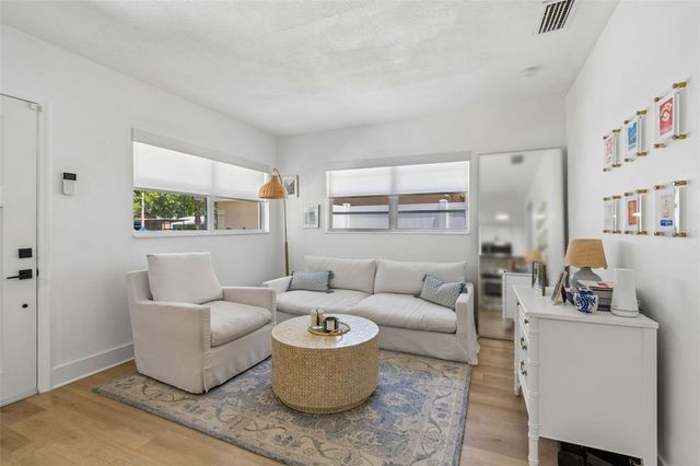 3320 W IOWA AVENUE, Tampa, FL 33611