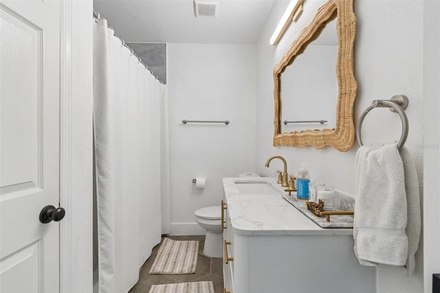 3320 W IOWA AVENUE, Tampa, FL 33611