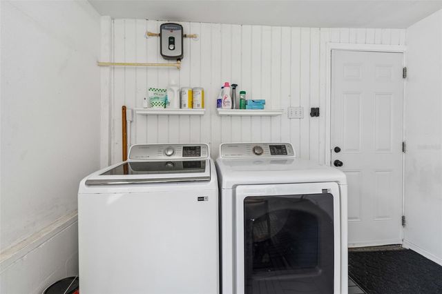 3320 W IOWA AVENUE, Tampa, FL 33611