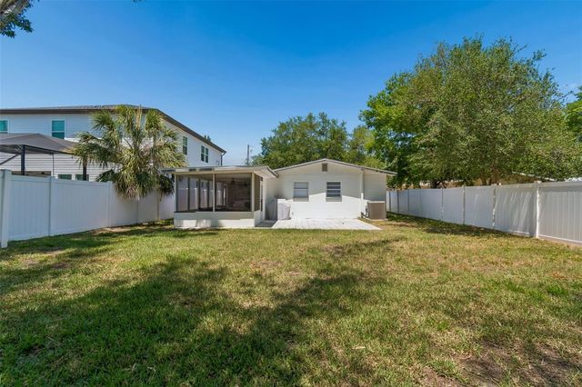 3320 W IOWA AVENUE, Tampa, FL 33611