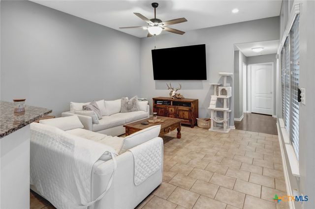 112 Carlsbad Drive, Victoria, TX 77904