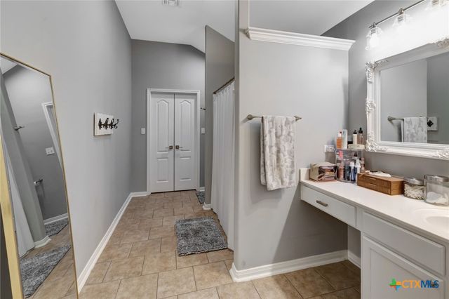 112 Carlsbad Drive, Victoria, TX 77904