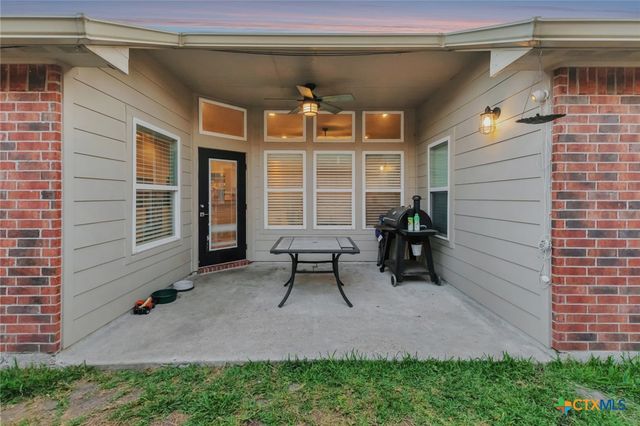 112 Carlsbad Drive, Victoria, TX 77904