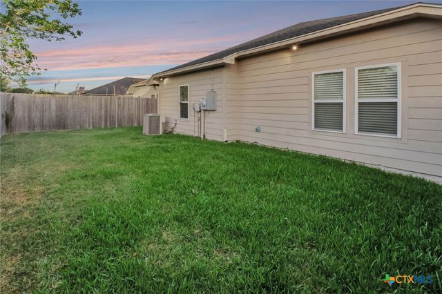 112 Carlsbad Drive, Victoria, TX 77904