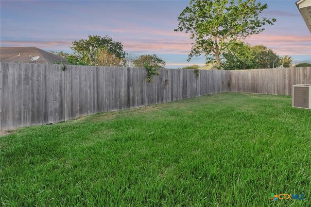 112 Carlsbad Drive, Victoria, TX 77904