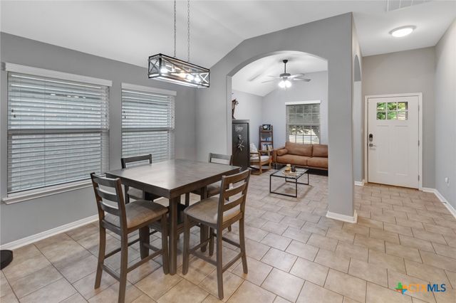 112 Carlsbad Drive, Victoria, TX 77904