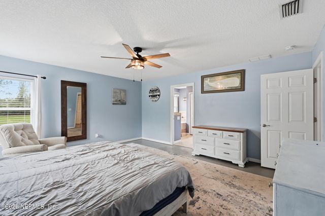 2471 IRIS Street, Middleburg, FL 32068