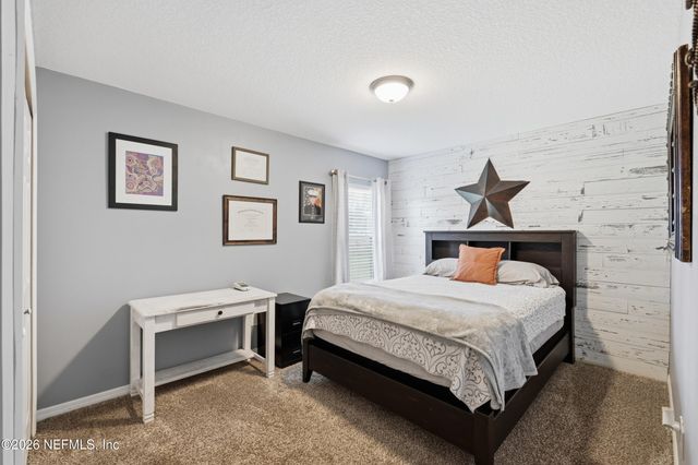 2471 IRIS Street, Middleburg, FL 32068