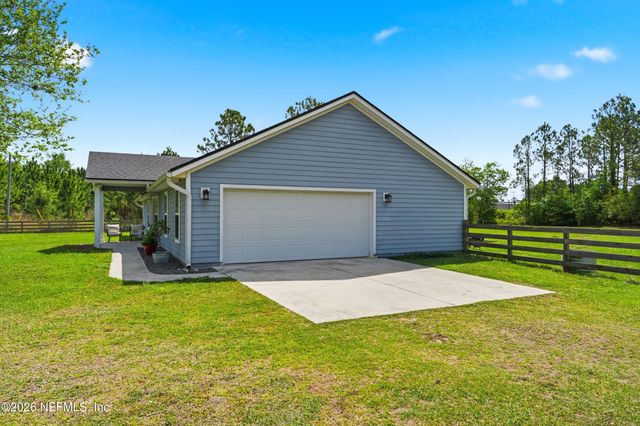 2471 IRIS Street, Middleburg, FL 32068