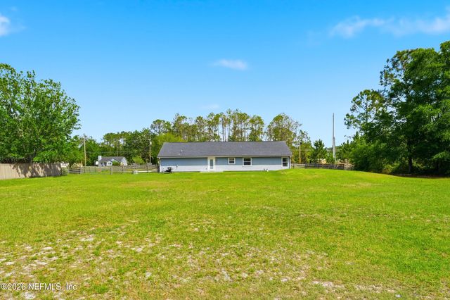 2471 IRIS Street, Middleburg, FL 32068