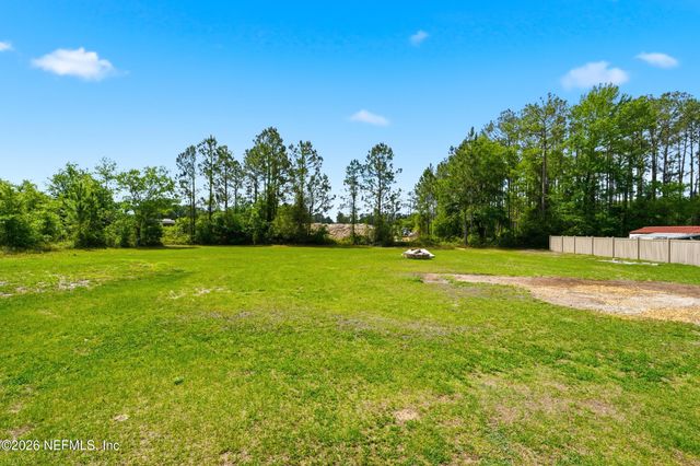 2471 IRIS Street, Middleburg, FL 32068