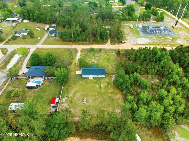 2471 IRIS Street, Middleburg, FL 32068