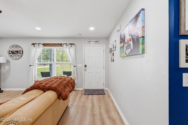 2471 IRIS Street, Middleburg, FL 32068