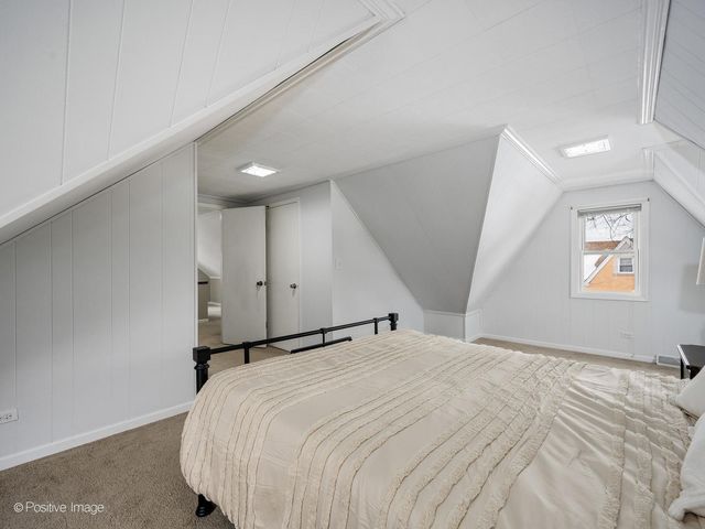 6057 W Melrose Street, Chicago, IL 60634