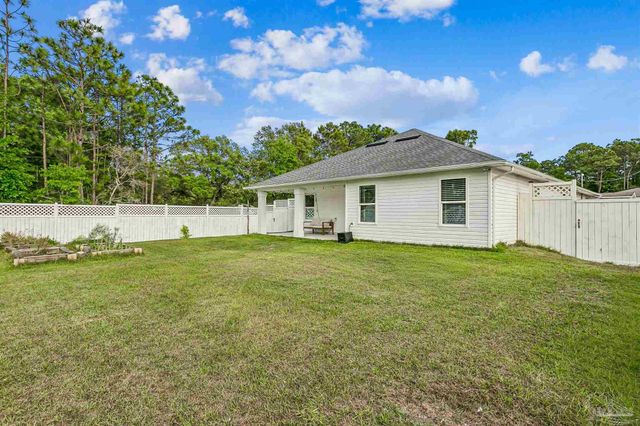 5072 Tarpon Ave, Gulf Breeze, FL 32563